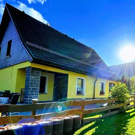 Ferienwohnung-Direkt-Am-Skihang Oberwiesenthal Buitenkant foto
